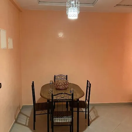 Bel Appartement A Proximite De La Gare Routiere 阿加迪尔 外观 照片