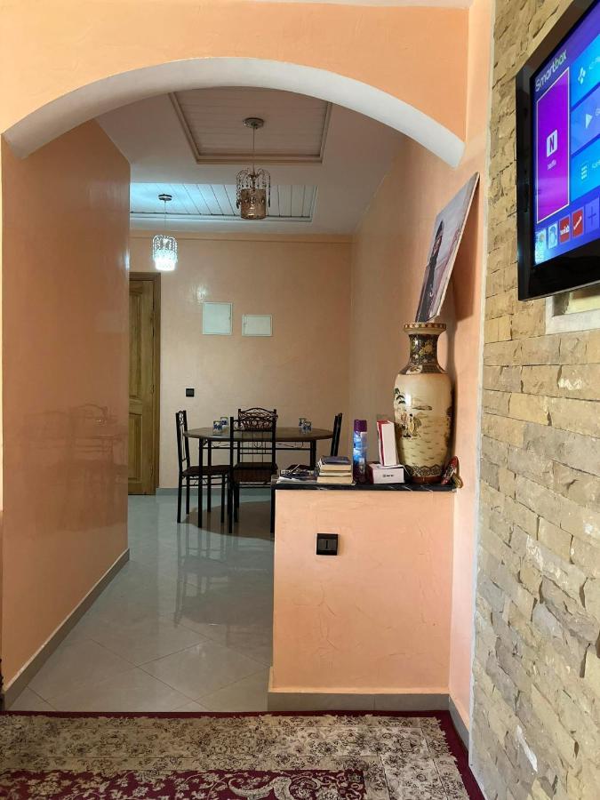 Bel A Proximite De La Gare Routiere Appartamento Agadir